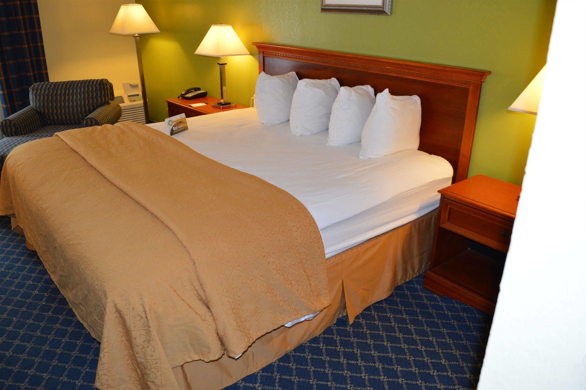 Quality Inn Midtown Savannah Exterior foto